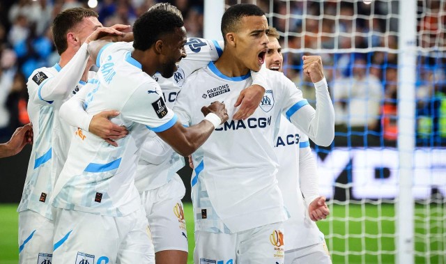 九游体育官网入口-没灵感怎么办？队报：彪马邀球迷用AI设计马赛第三球衣，奖励门票