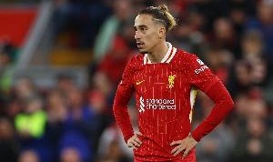 回声报：赫拉芬贝赫&amp;齐米卡斯回归训练，后者的未来仍待定