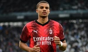 记者：纽卡斯尔将向米兰支付3500万+500万欧元，以引进佳夫