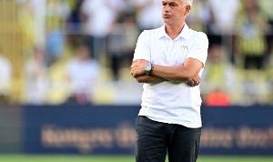 穆帅：热刺问鼎欧联杯创造了历史，曼联失冠痛苦但阿莫林得到历练