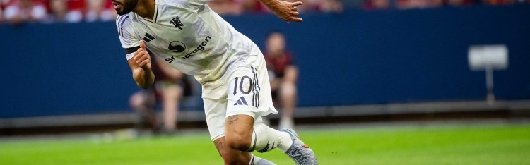 九游体育电脑版官方下载-队友评价库尼亚：作为对手与队友感受截然不同；他完美契合曼联需求