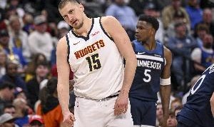 约基奇谈连续打40分钟：教练问了我几次是否下场 但是我感觉很好